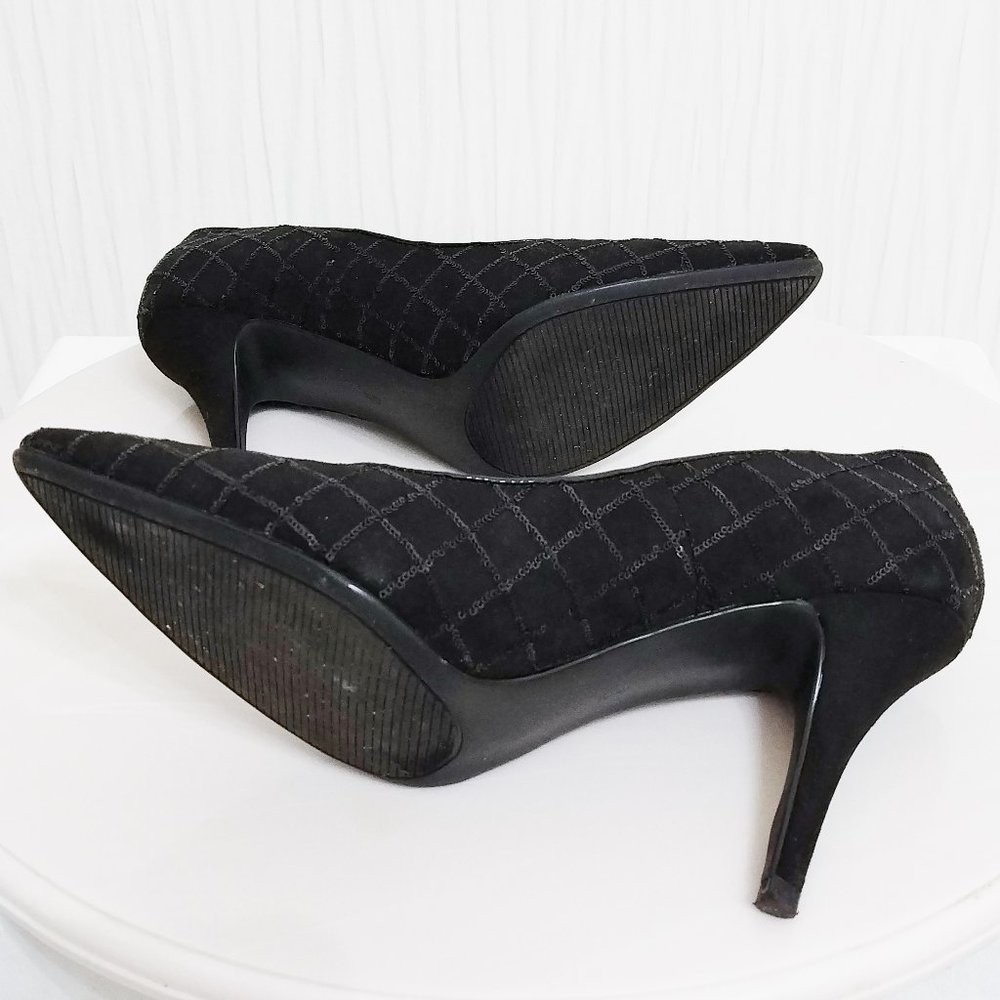 Kelly & Katie Solid Black Closed Toe Pump Heel With Sequin Design Size 9 View 3